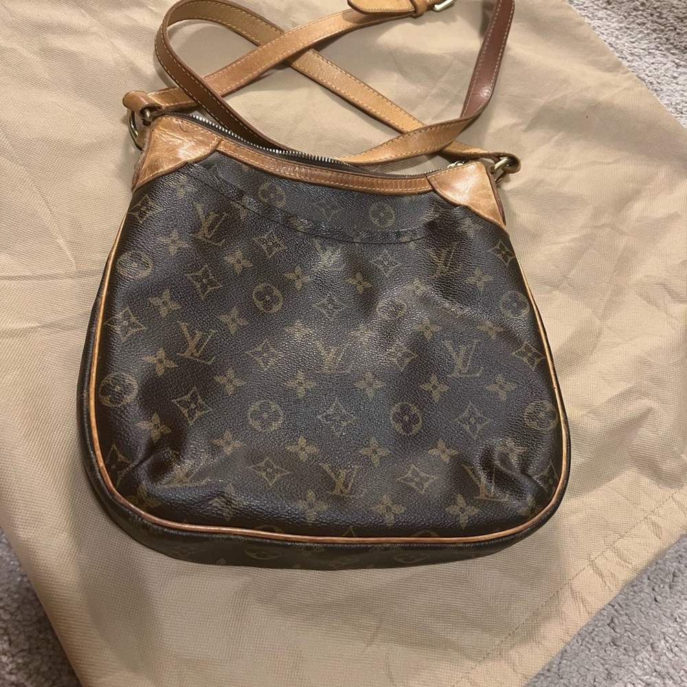 Authentic Louis Vuitton Odeon Leather Crossbody Bag